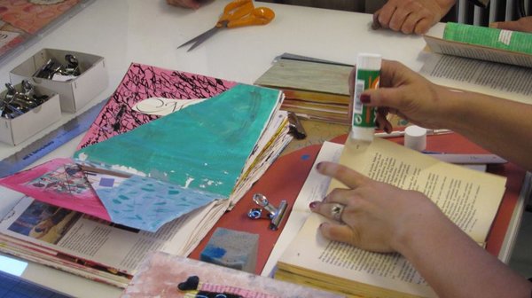 Product image of Kirjantuunauksen perusteet videokurssi (altered book art)