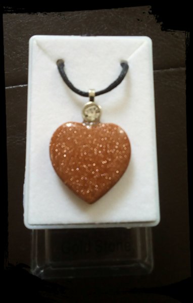 Product image of  Kivikoru Aurinkokivi Goldstone -sydän