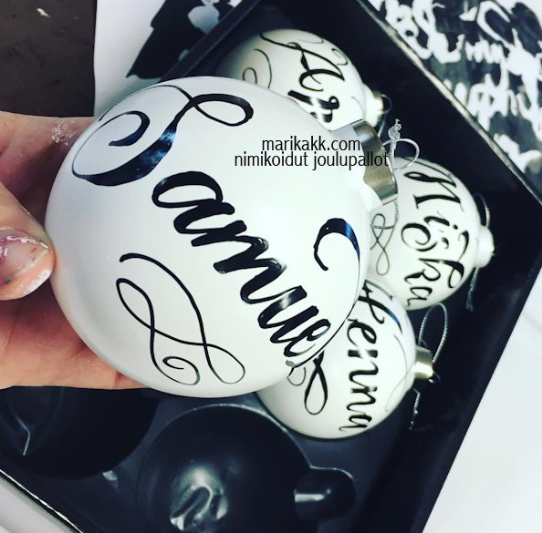 Product image of Nimikoitu, JOULUPALLO valkoinen puolikiiltävä