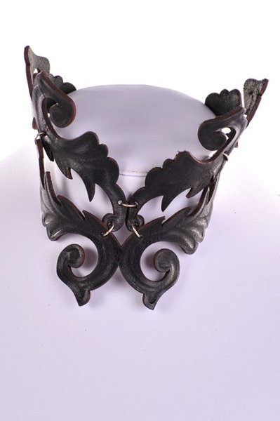 Product image of  Kuningatartribaali - musta