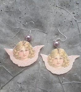 Product image of  Lapsuudenenkeli korvakorut