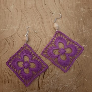 Product image of  Pitsikorvakorut LILA TARJOUS!!!