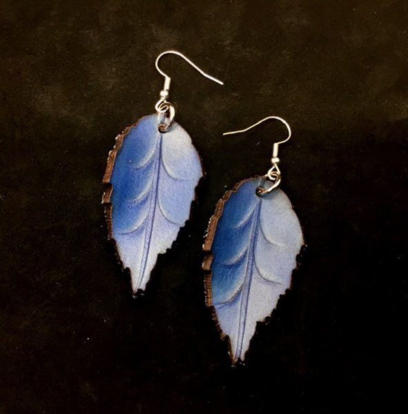 Product image of  koivunlehtikorvikset - sininen