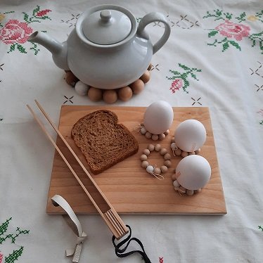 Product image of  AAMIAISSETTI valkea