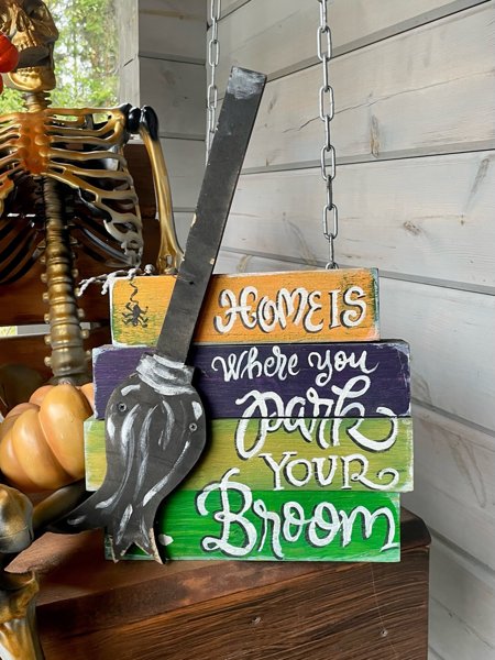 Product image of Home is where you park your broom - sisustuskyltti