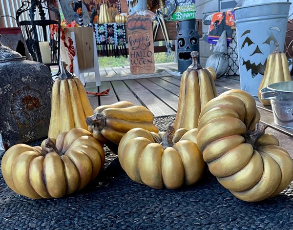 Product image of Kurpitsa, KULTAINEN somiste, syys halloween koriste