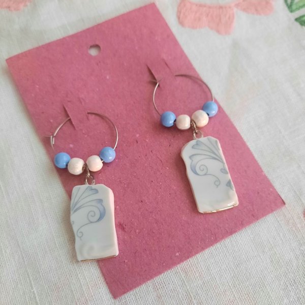 Product image of  Onnensirpale korvakorut puuhelmillä