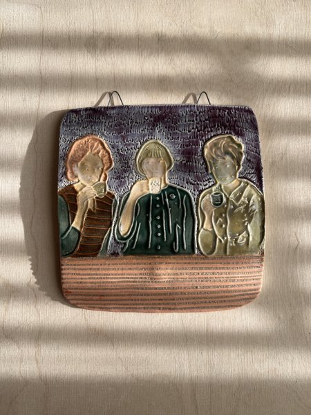 Product image of Kahvittelijat - lila tausta - 2-Laatu