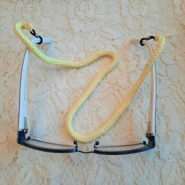 Product image of  Silmälasinauha keltainen TARJOUS!!!