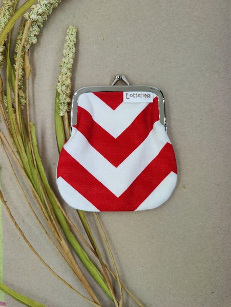 Product image of  Pieni kukkaro t.pun/valkoinen