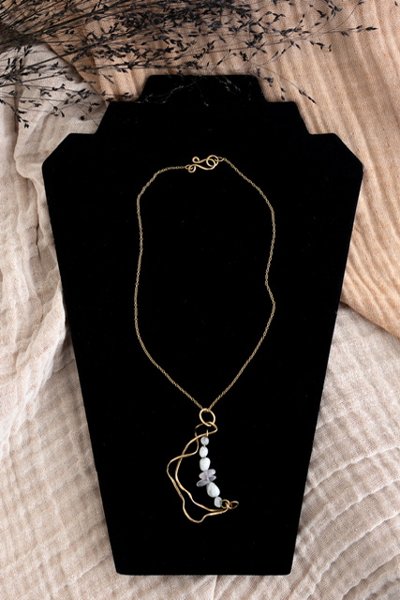 Product image of ”Wild Moon Child” -kaulakoru