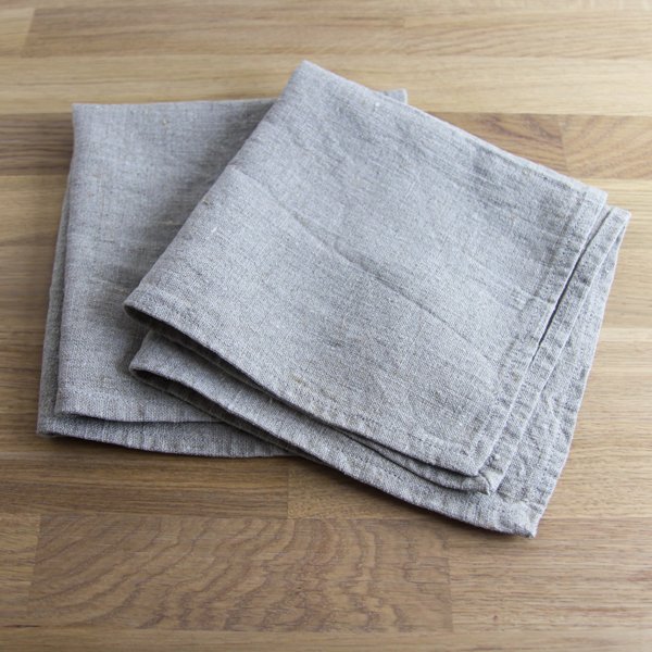 Product image of  Pellavalautasliinat 2 kpl, 35x35