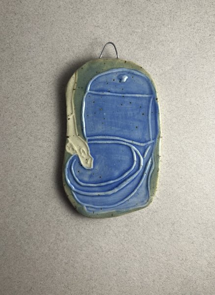Product image of  Minireliefi - Vessahätä -kyltti - sininen pytty vihreä tausta