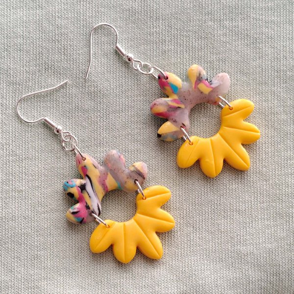 Product image of  Vappukukkia, keltainen