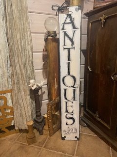 Product image of  Antiques and such - sisustuskyltti