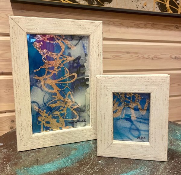 Product image of  Suomineito lapsineen - maalaukset, sis.kotiinkuljetuksen