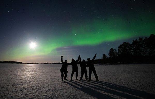 Product image of  VUOKATTI Aurora hunting by car