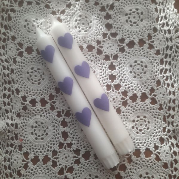 Product image of  KYNTTILÄSETTI LILA SYDÄN