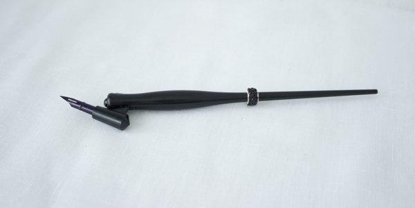 Product image of  Kalligrafian aloituspaketti -olkavarsi