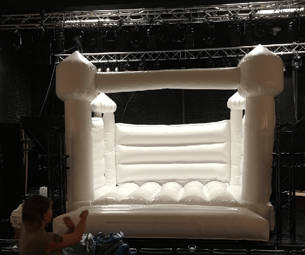 Product image of Folke - hoppborg / pomppulinna