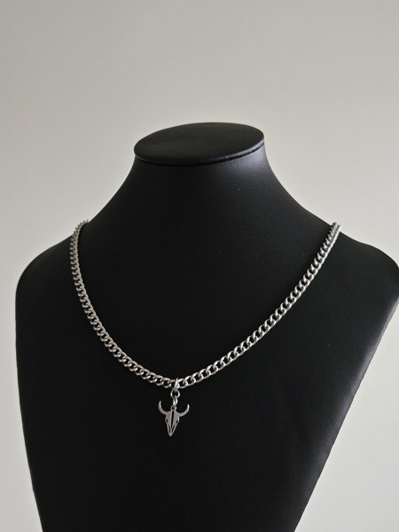 Product image of  Pikku härkä kaulakoru