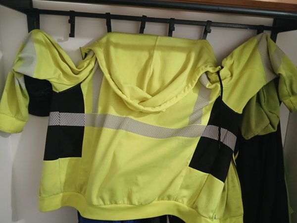 Product image of  PRIHA huomio huppari xxxL