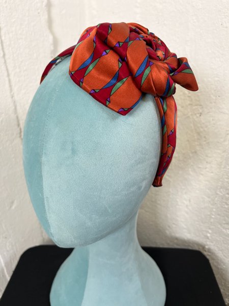 Product image of  CLORIOSA ruusukepanta - orange, red, blue