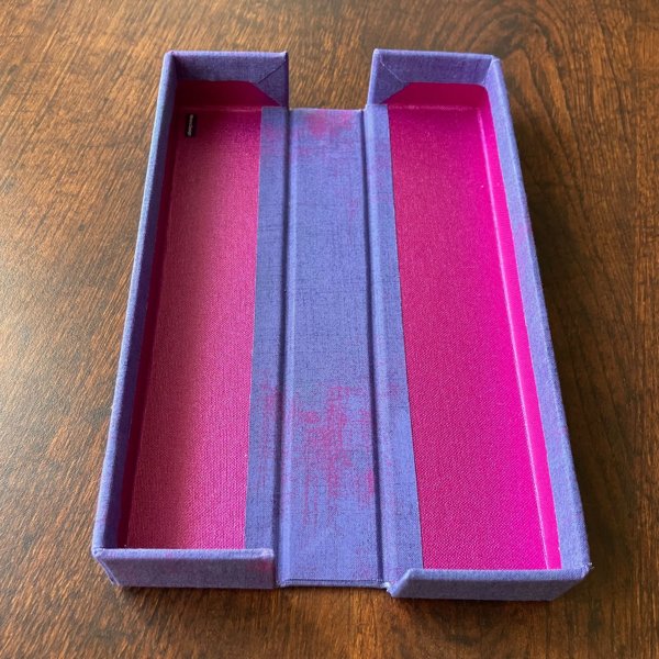 Product image of  Kynäkotelo / tarvikerasia, violetti