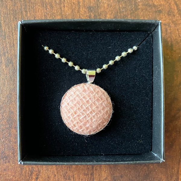 Product image of  Kudottu kaulakoru, nude mohair