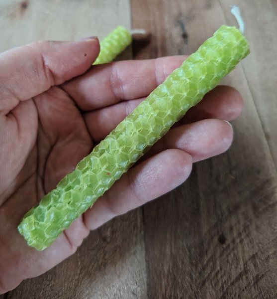 Product image of  Loitsukynttilä, vaaleanvihreä ohut