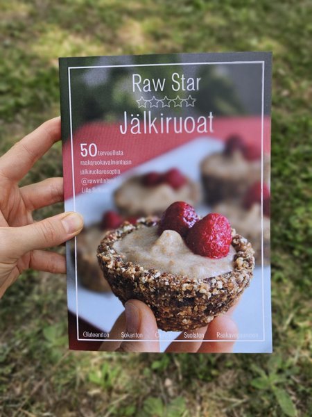 Product image of  Raw Star Jälkiruoat (fyysinen kirja)