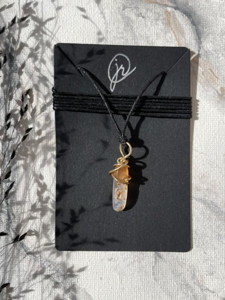 Product image of  Akaatti -miniriipus kaulakoru