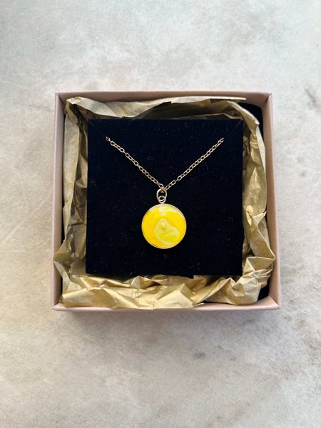 Product image of  KESKIPISTE - Taide kaulakoru