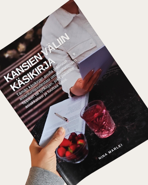 Product image of  Kansien väliin käsikirja- omakustanteen tekemiseen