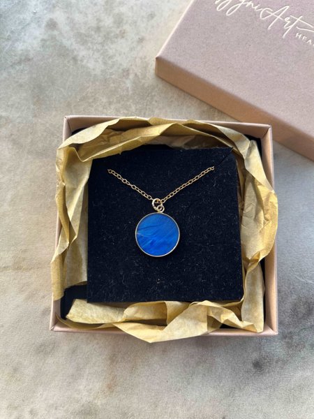 Product image of  MEREN SYVYYDESTÄ LÖYSIN VOIMANI - Taide kaulakoru