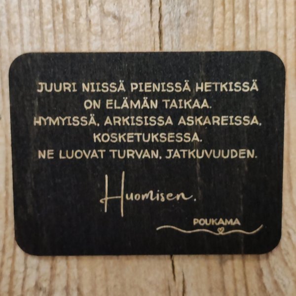 Product image of  Runomagneetti - Pienissä hetkissä (musta)