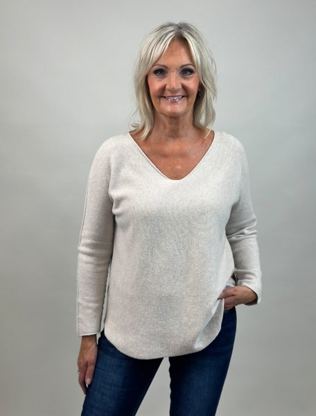 Product image of  Hella neule onesize BEIGE