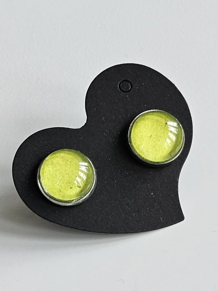 Product image of  Limenkeltainen Art nappikorvakoru