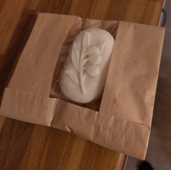 Product image of  Hunaja-vuohenmaito-saippua