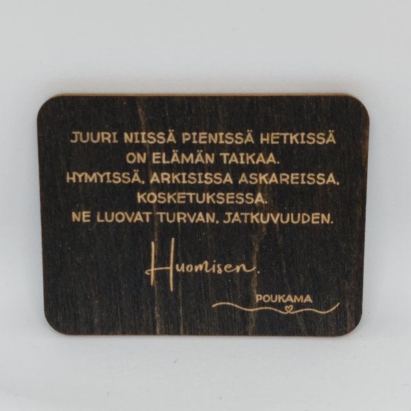 Product image of  Runomagneetti - Pienissä hetkissä (musta)