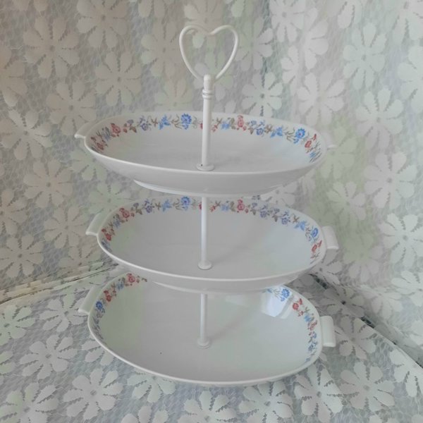 Product image of  3 KERROSLAUTANEN TARJOILU KULHOISTA