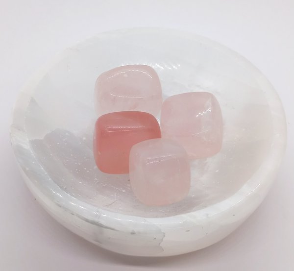 Product image of  Ruusukvartsi kuutio