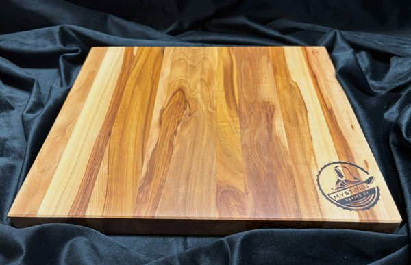 Product image of  Omenapuu Soma leikkuulauta (30,5 x 25 x 2,8 cm)