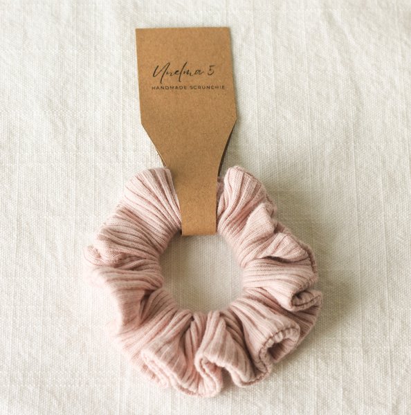 Product image of  Käsintehty hiusdonitsi – vaalea roosa ribbikangas