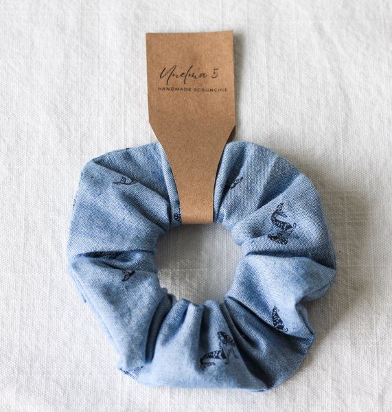 Product image of  Käsintehty hiusdonitsi – vaaleansininen merenneitokuosi