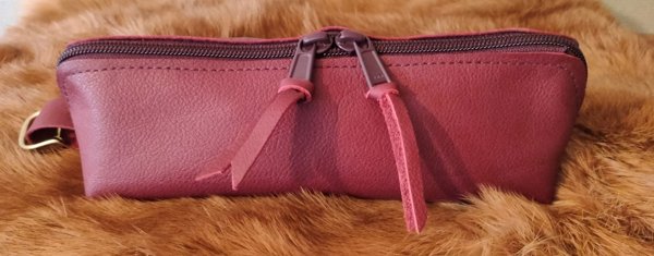 Product image of Penaali, viininpunainen