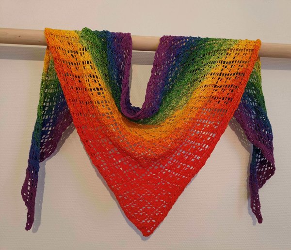 Product image of  Virkattu puuvillahuivi, pridesydän