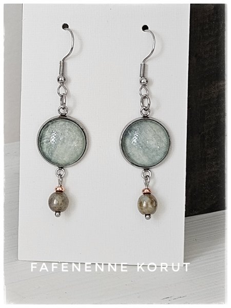 Product image of Siniharmaa Art koru helmikoristeella