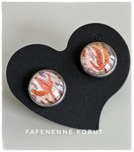 Product image of Punakukka Art nappikorvakoru