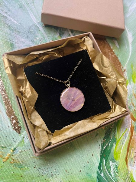 Product image of  KAUNEUS TULEE SISÄLTÄ - Taidekoru